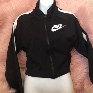 Nike cropped jacket